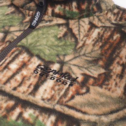 Gramicci Reversible Fleece Vest, Leaf Camo, Detail Shot 5