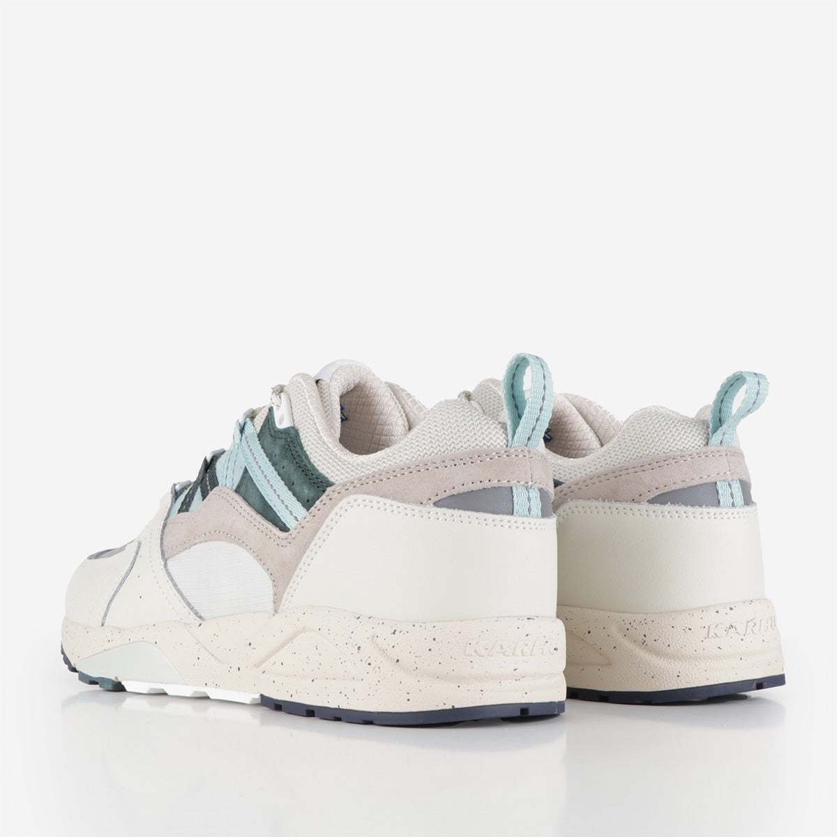 Karhu Fusion 2.0 'Flow State Pack' Shoes, Lily White Surf Spray, Detail Shot 3