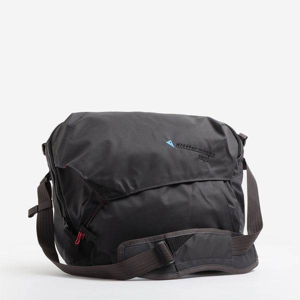 KLATTERMUSEN gaut messenger 新品 Klättermusen Gaut Messenger Bag | Burnt Russet | Klättermusen