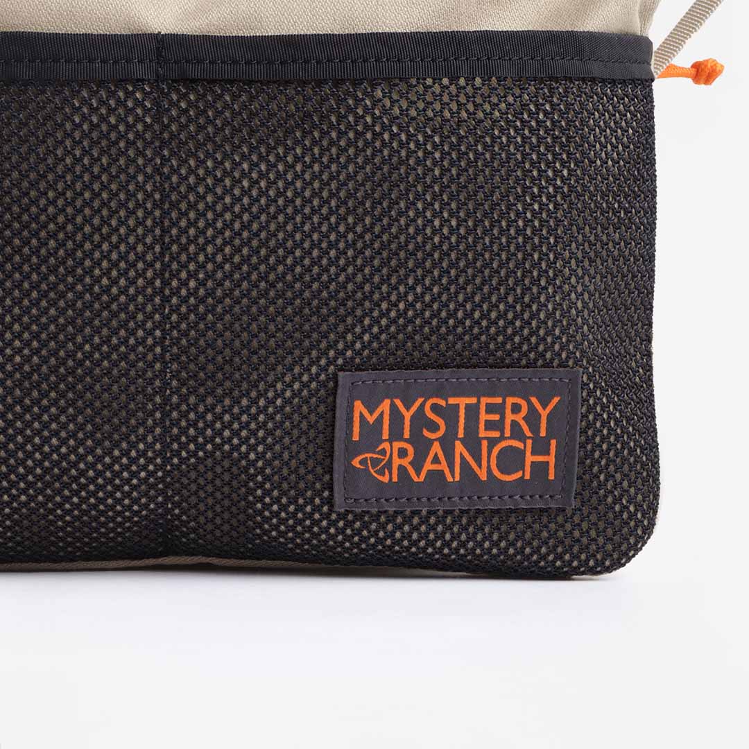 Mystery Ranch Street Market Bag, Hummus, Detail Shot 2