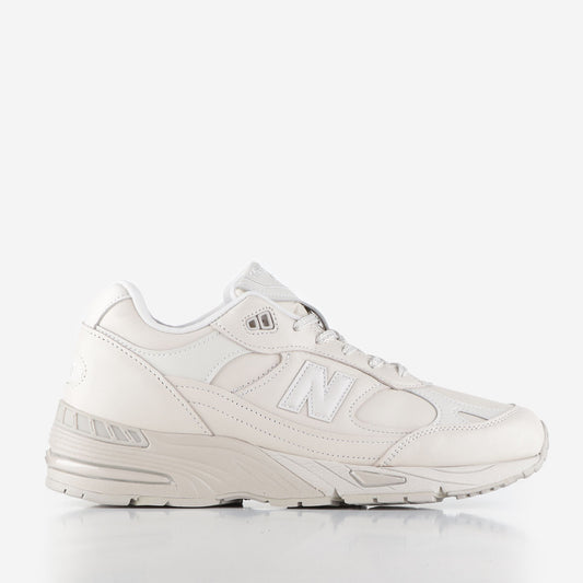 New Balance M991OW 'Contemporary Luxe' Shoes, Off White, Detail Shot 1