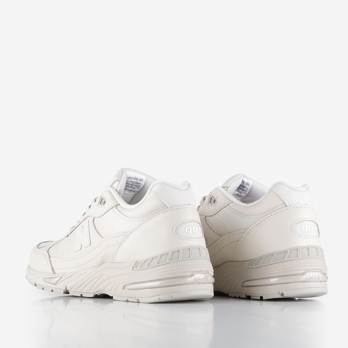 New Balance M991OW 'Contemporary Luxe' Shoes, Off White, Detail Shot 3