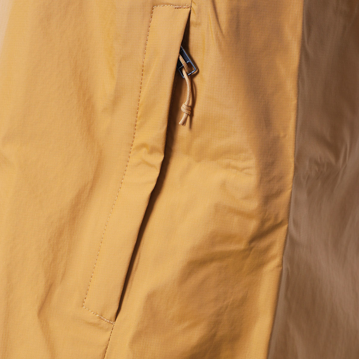 Patagonia Torrentshell 3L Jacket, Golden Caramel, Detail Shot 5