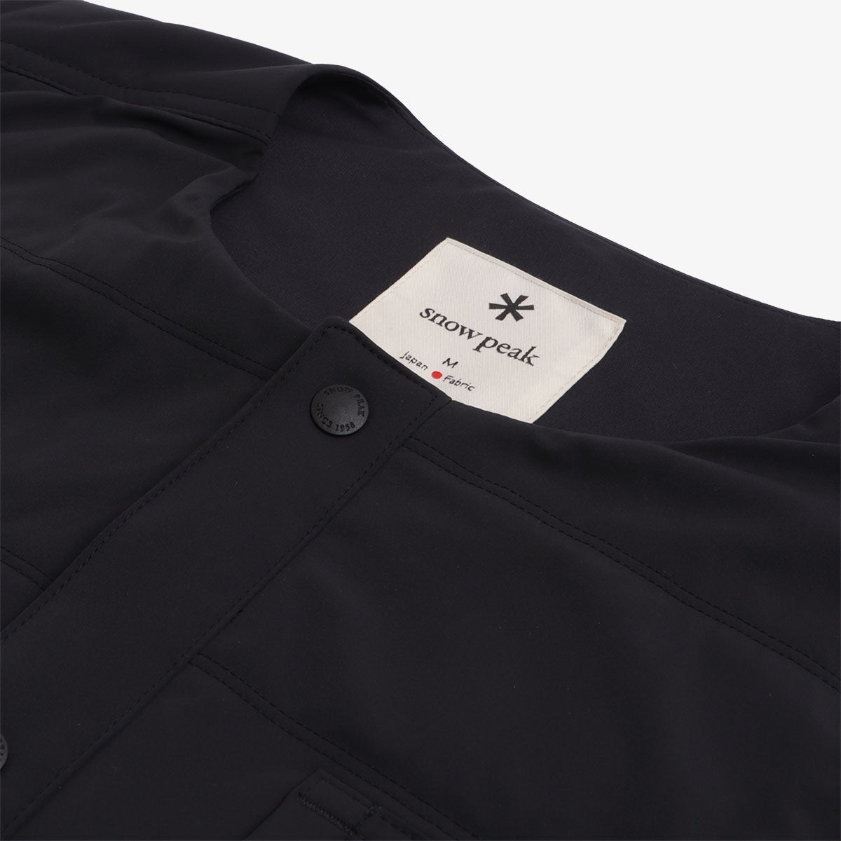 Snow Peak Flexible Insulated Vest, Black, Detail Shot 2