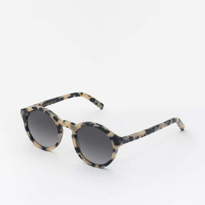 Monokel Eyewear Barstow Sunglasses, Black White Havana Grey Gradient Lens, Detail Shot 2