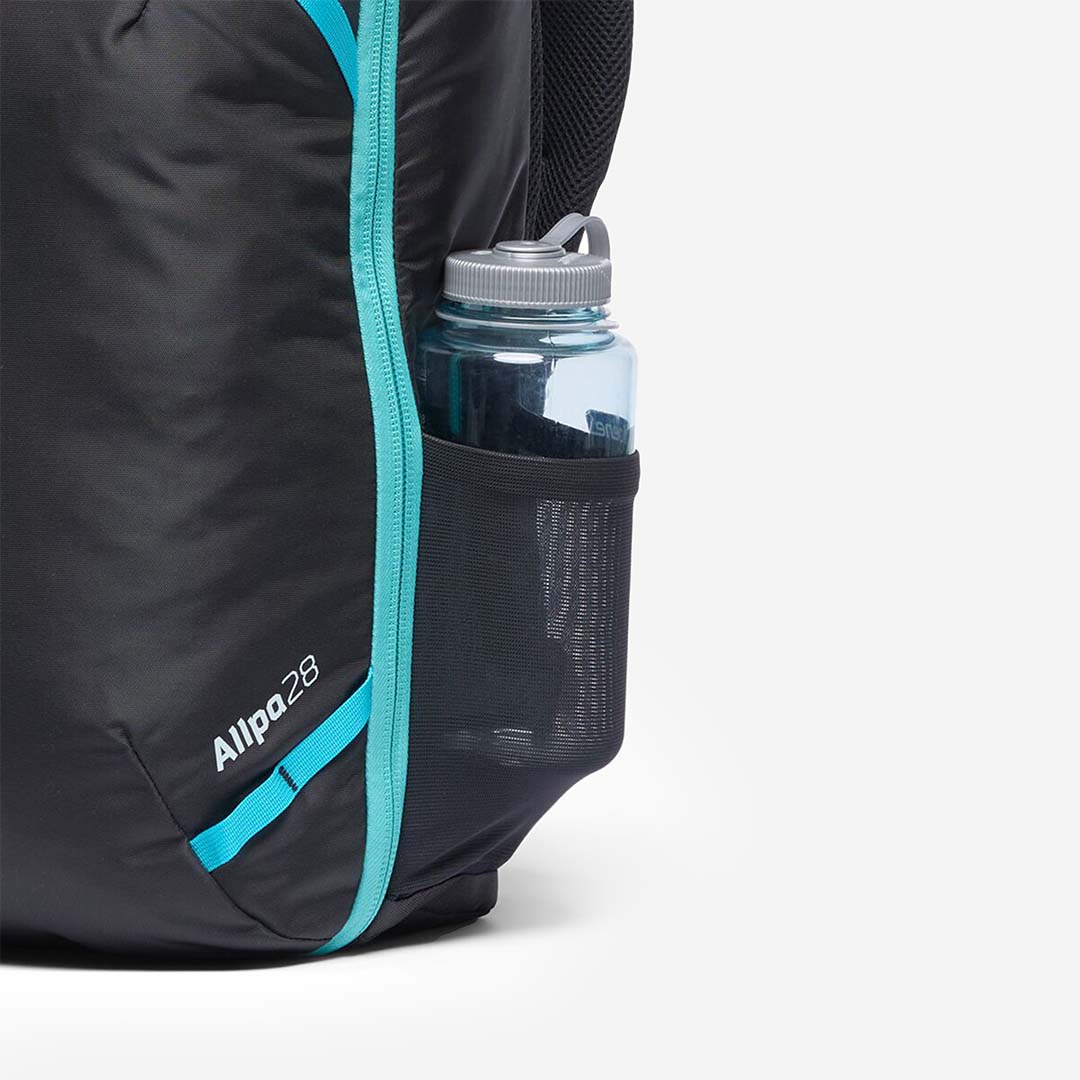 Cotopaxi Allpa 28L Travel Pack, Del Dia Dark, Detail Shot 5
