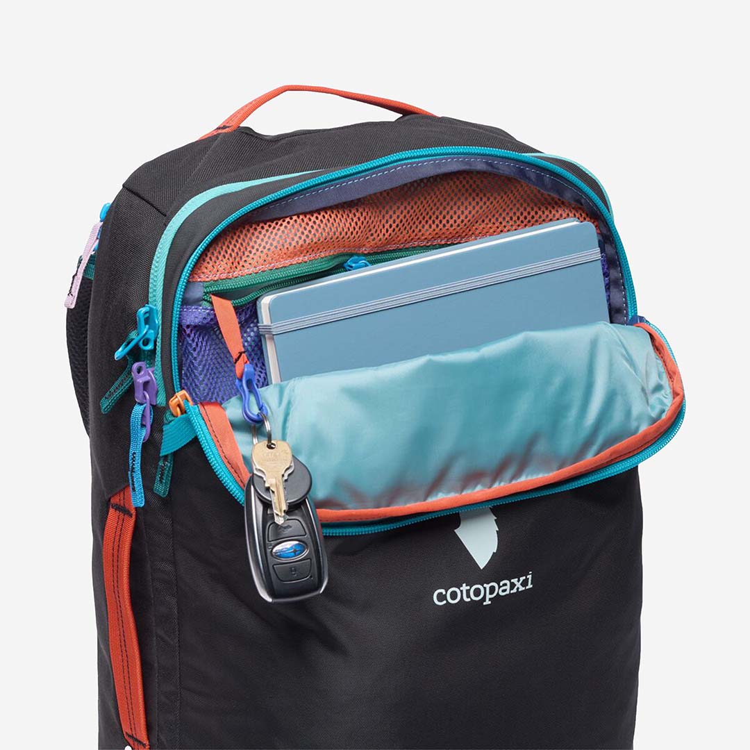 Cotopaxi Allpa 28L Travel Pack, Del Dia Dark, Detail Shot 4