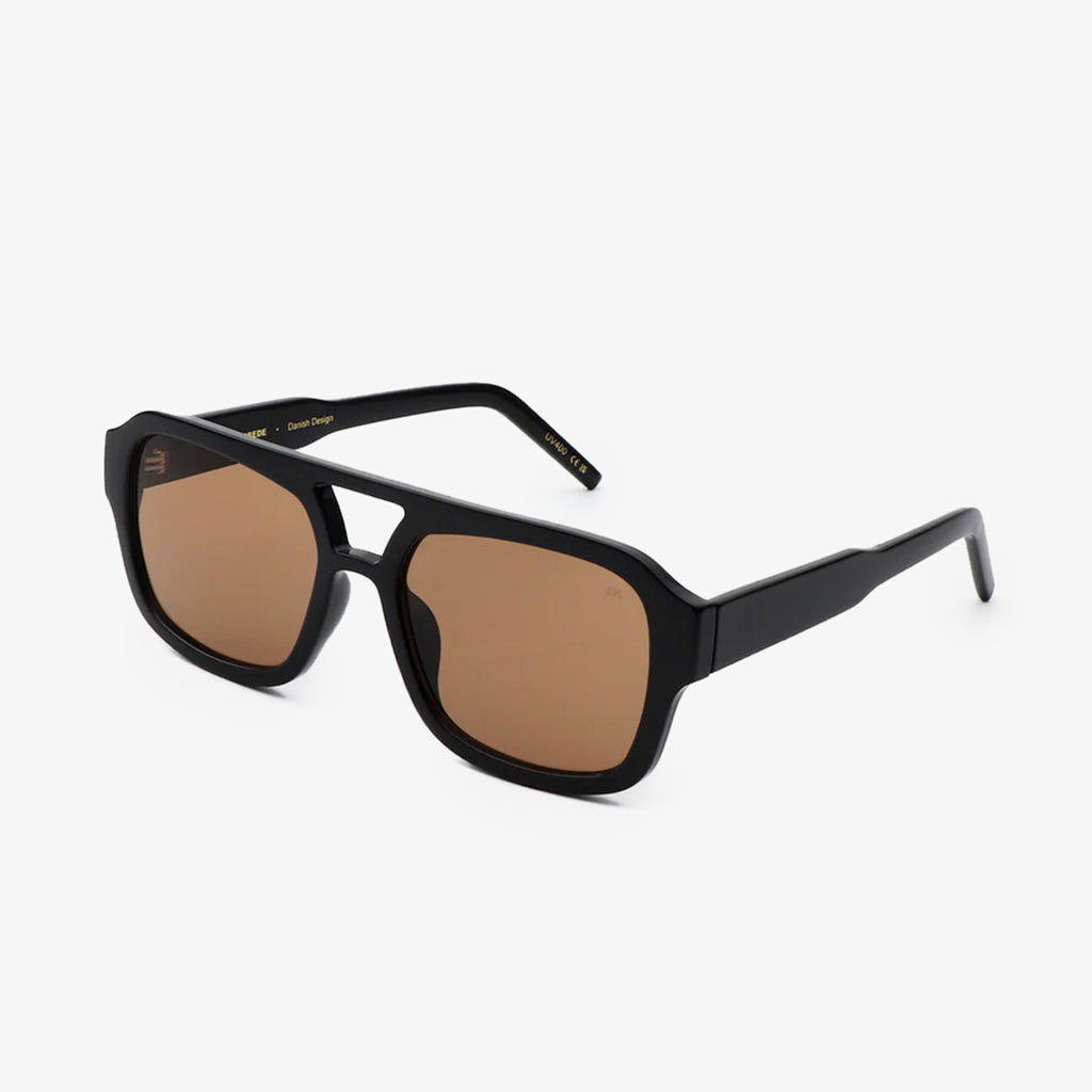 A. Kjaerbede Kaya Sunglasses, Black, Detail Shot 2