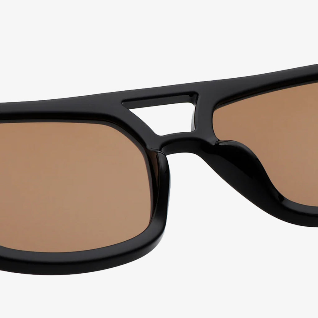 A. Kjaerbede Kaya Sunglasses, Black, Detail Shot 3