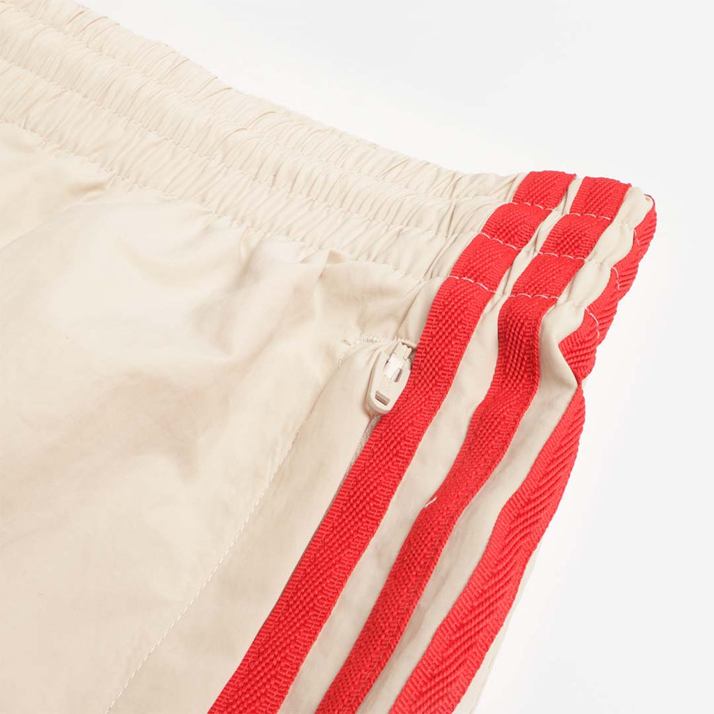 Adidas Originals Sprinter Shorts, Crystal Linen Better Scarlet, Detail Shot 3