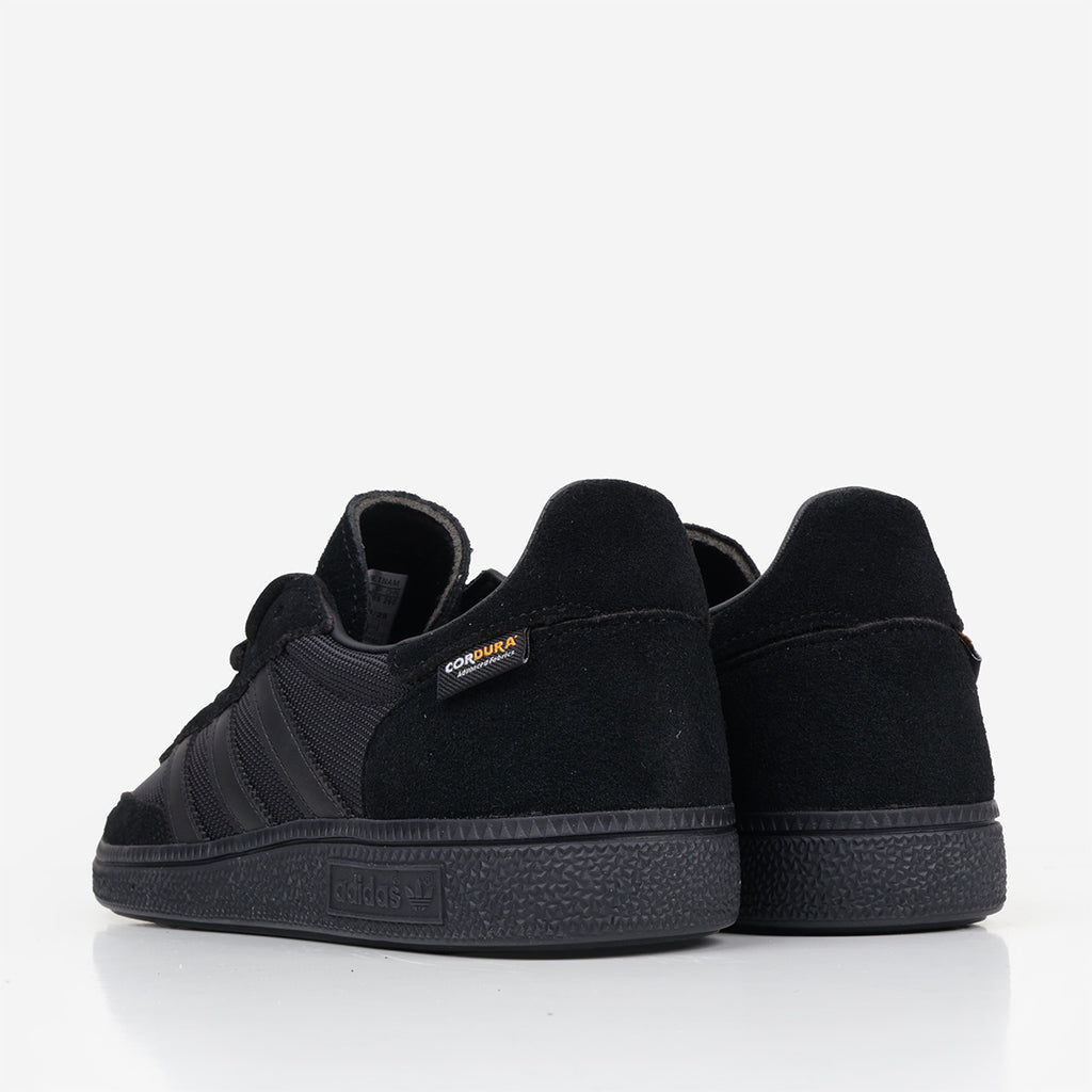 Heel and back view of the pair, Handball Spezial Shoes