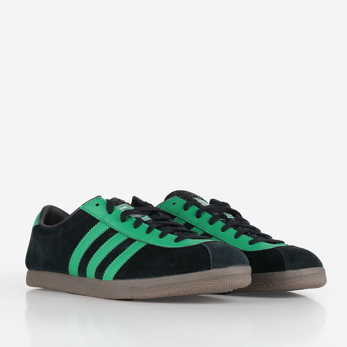 Adidas Originals London Shoes, Core Black Green Gum 5, Detail Shot 2