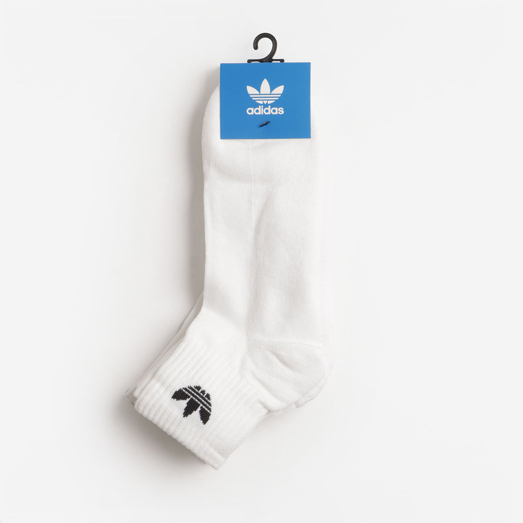 Adidas Originals Mid Crew Socks 3 Pairs, White White Black, Detail Shot 2