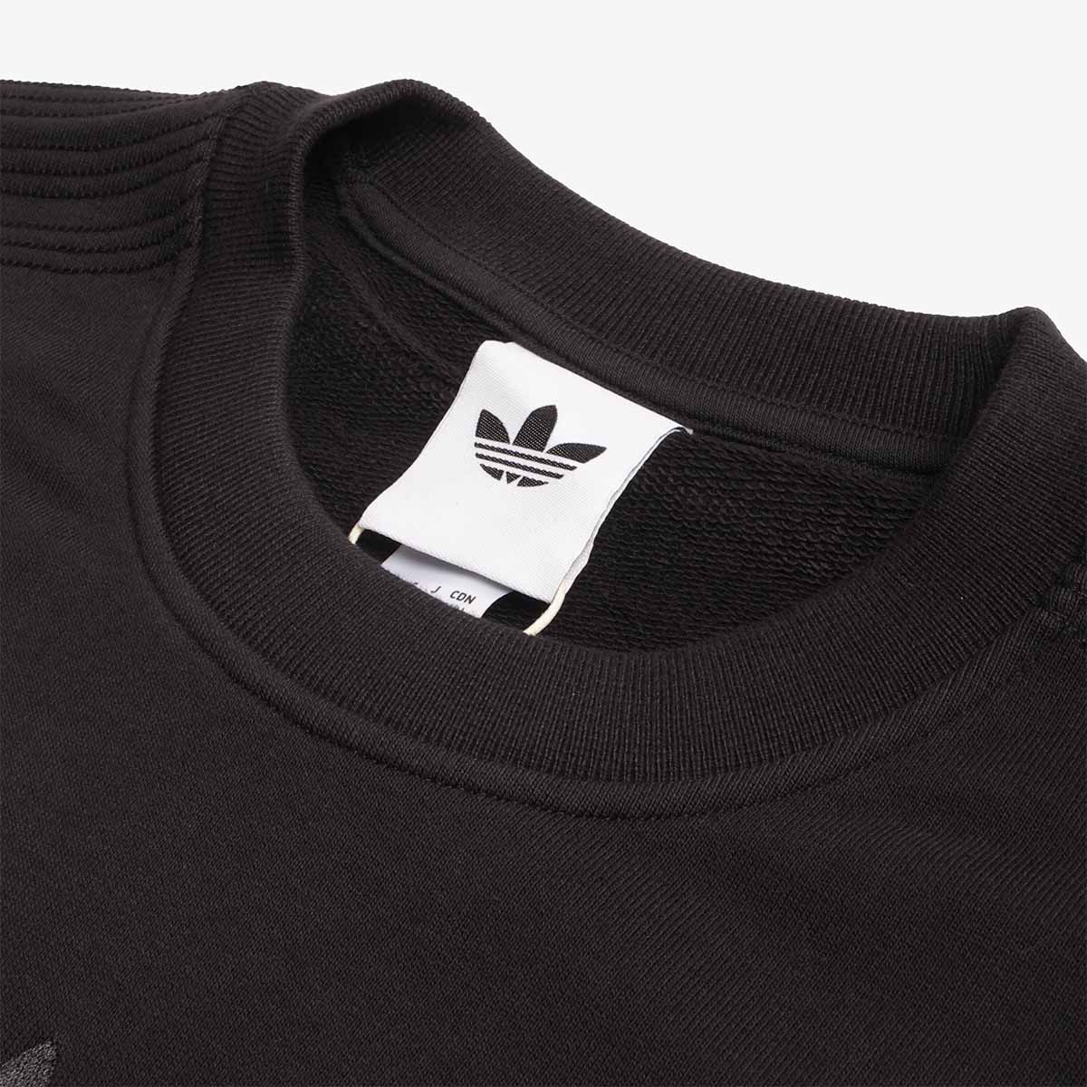 main Adidas Originals Premium Essentials Crew Sweatshirt, Black, Detail Shot 4
