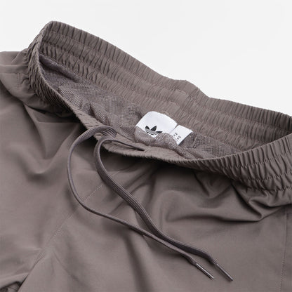 Adidas Originals Adicolour Essentials Solid Swim Shorts, Charcoal White, Detail Shot 3