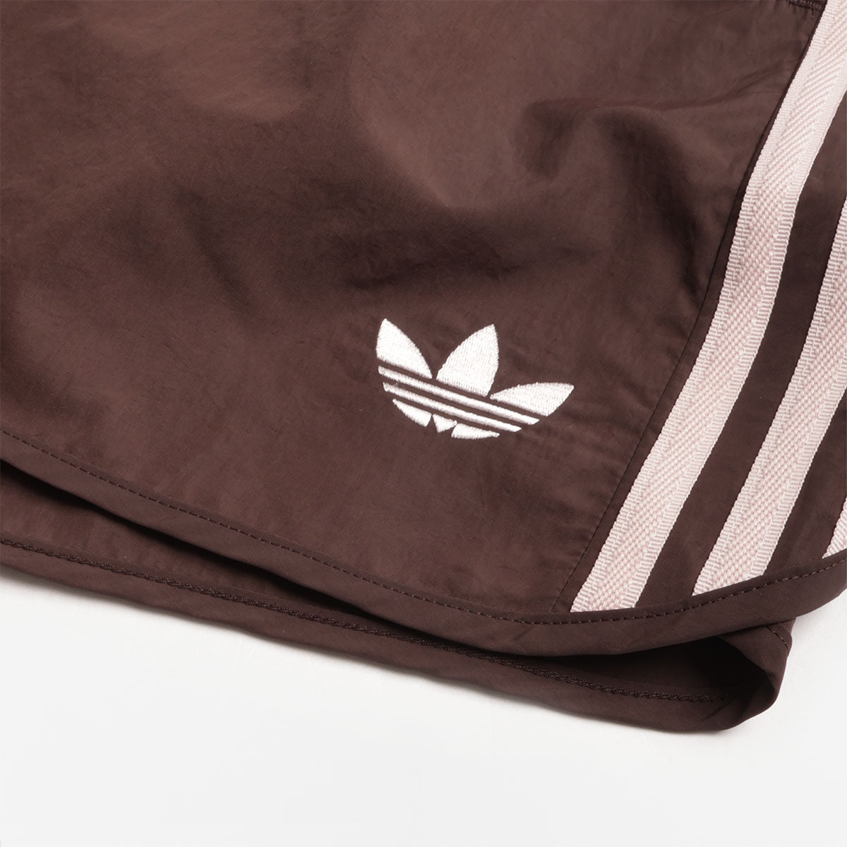 Adidas Originals Sprinter Shorts, Aurora Coffee Sandy Pink, Detail Shot 4
