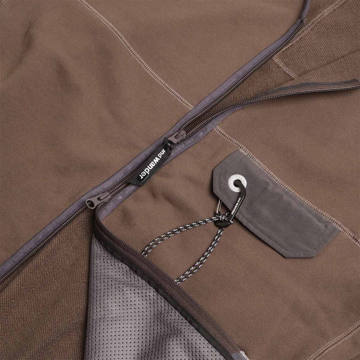 And Wander Sweat Cardigan, Khaki, Detail Shot 4
