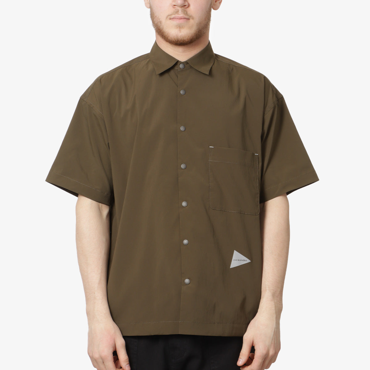 And Wander UV Cut Stretch Shirt, Khaki, Detail Shot 1