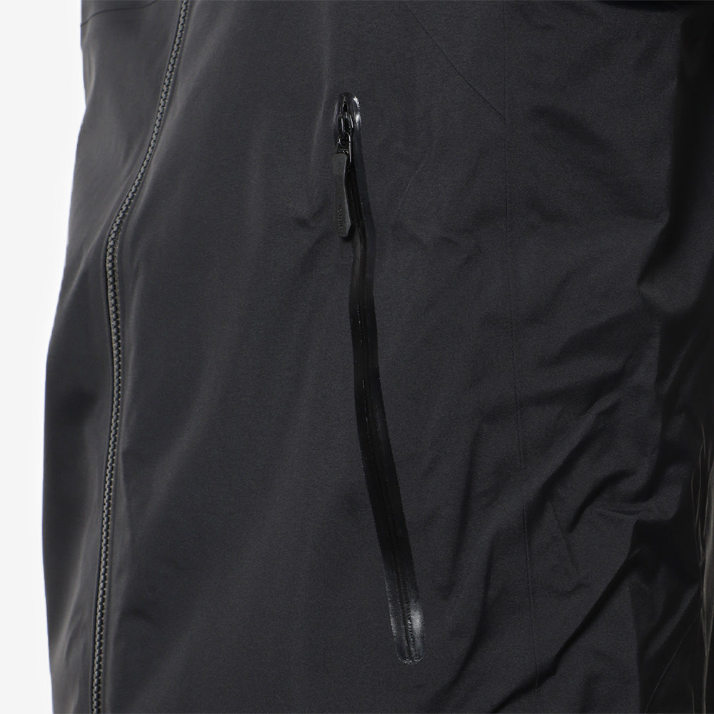 Arc'teryx Beta Jacket, Black, Detail Shot 3