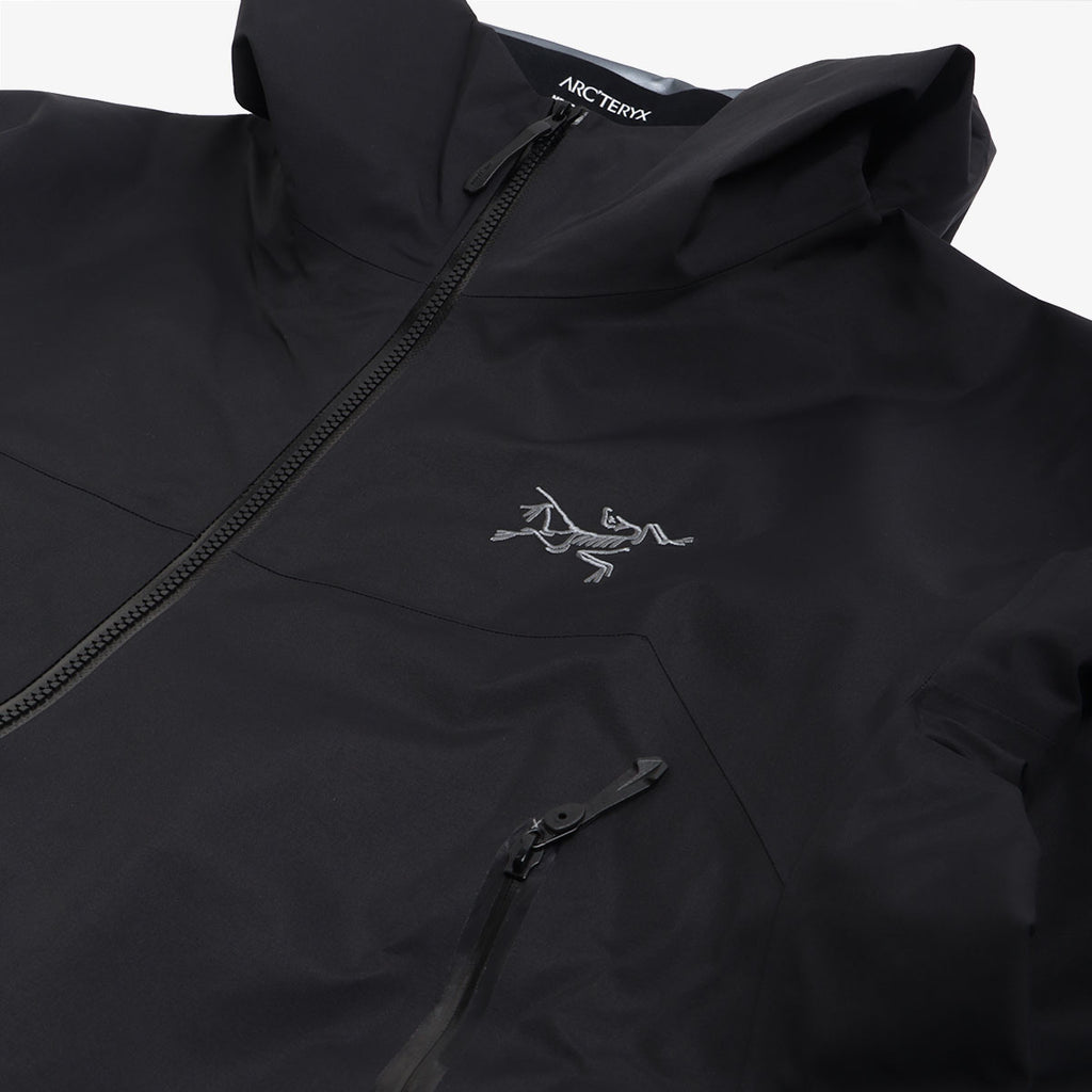 Arc'teryx Beta Jacket, Black, Detail Shot 5