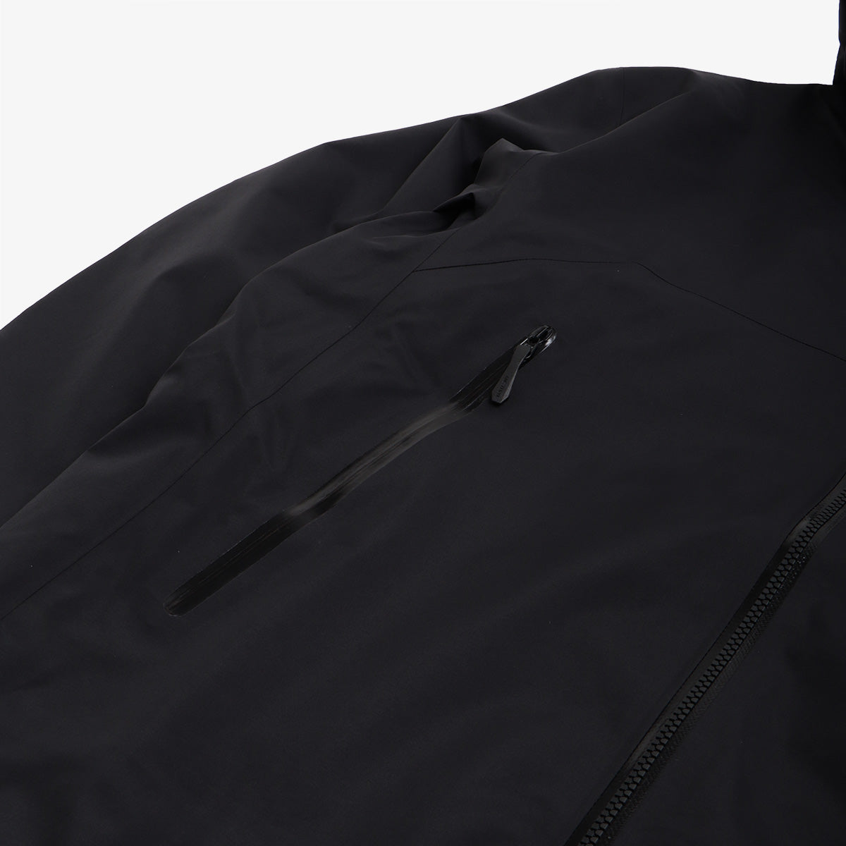 Arc'teryx Beta Jacket, Black, Detail Shot 9