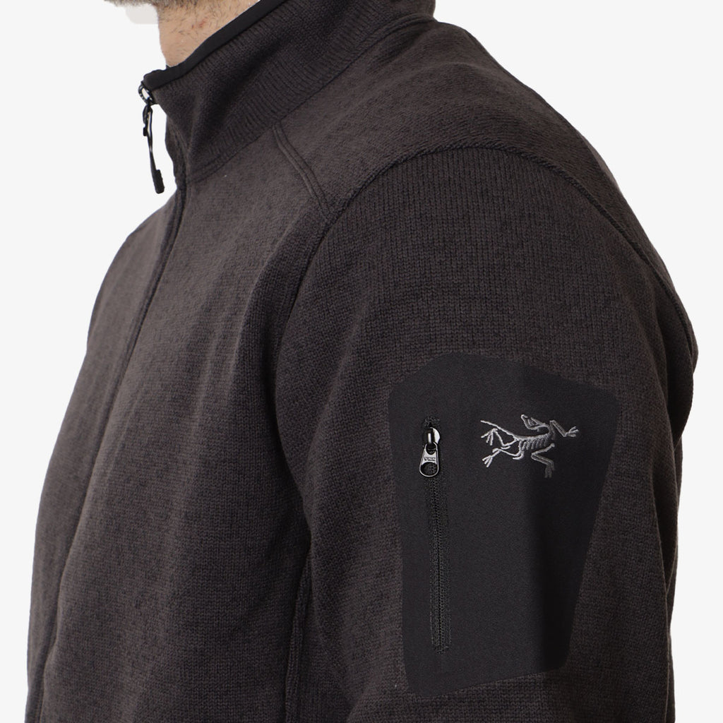 Arc'teryx Covert Cardigan, Black Heather II, Detail Shot 5