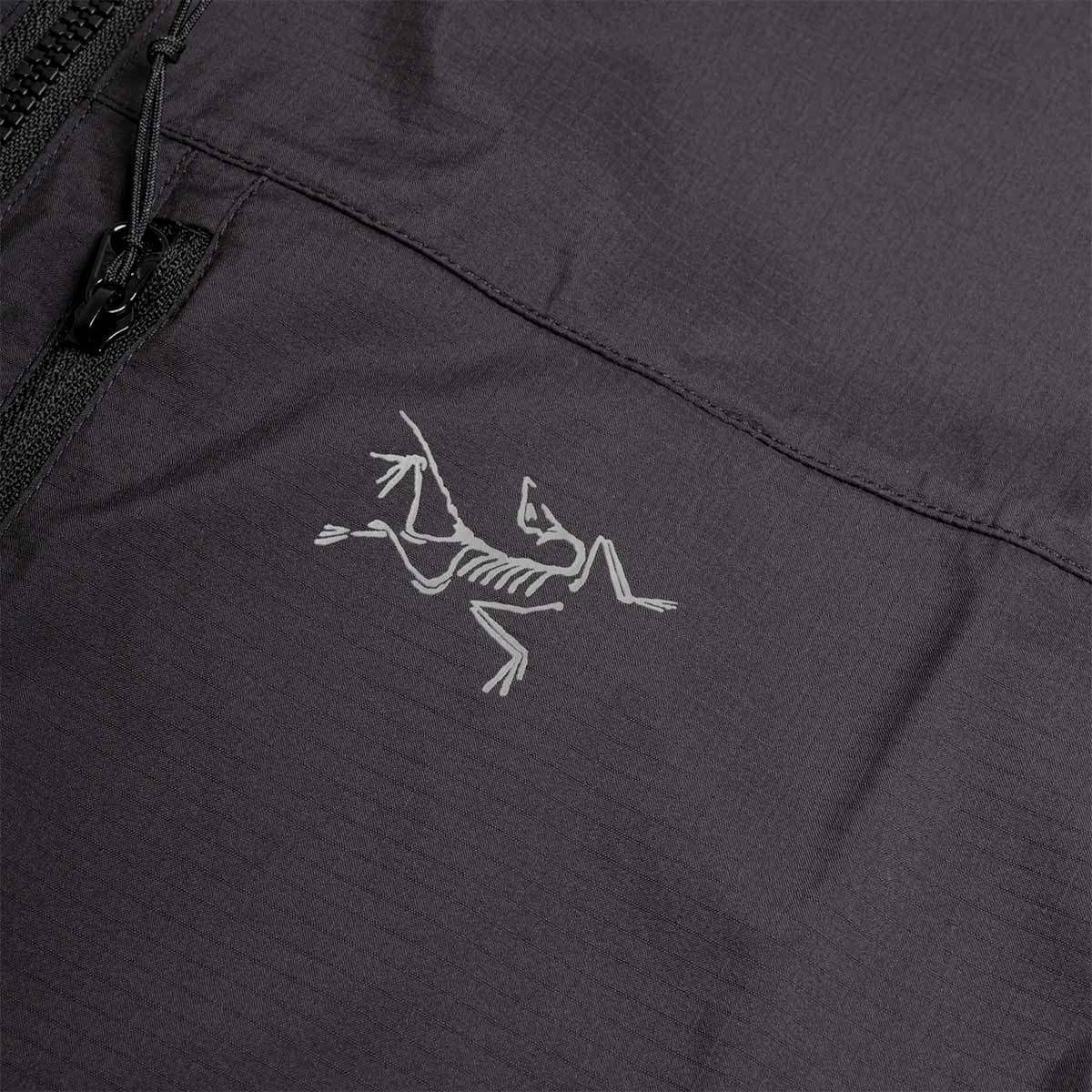 Arc'teryx Squamish Hoodie, Black, Detail Shot 4