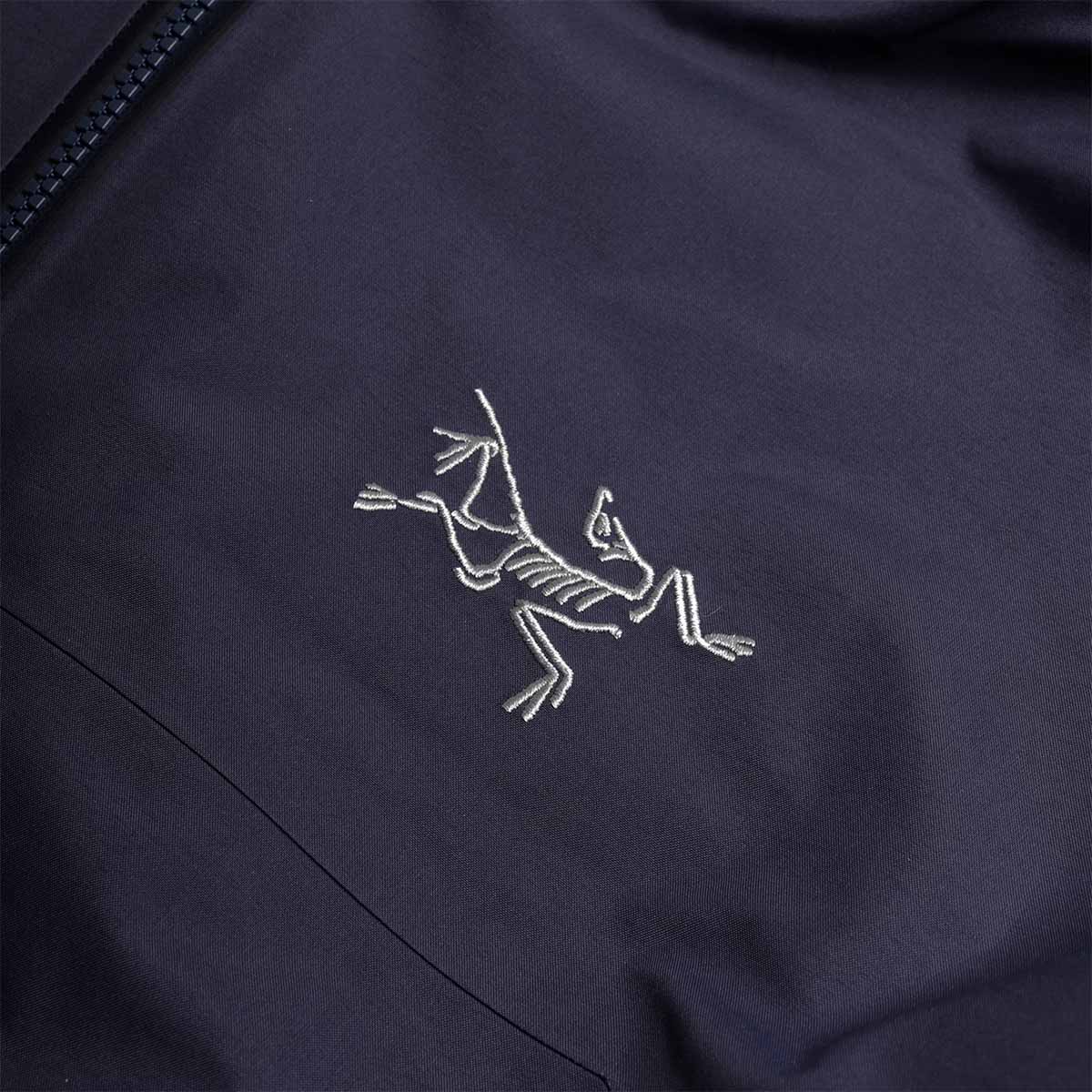 main Arc'teryx Beta Jacket, Black Sapphire, Detail Shot 2