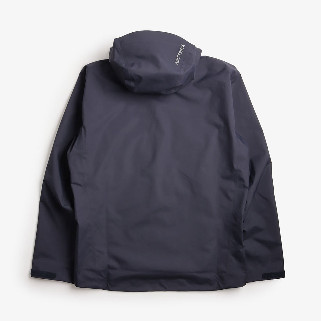Arc'teryx Beta Jacket, Black Sapphire, Detail Shot 4