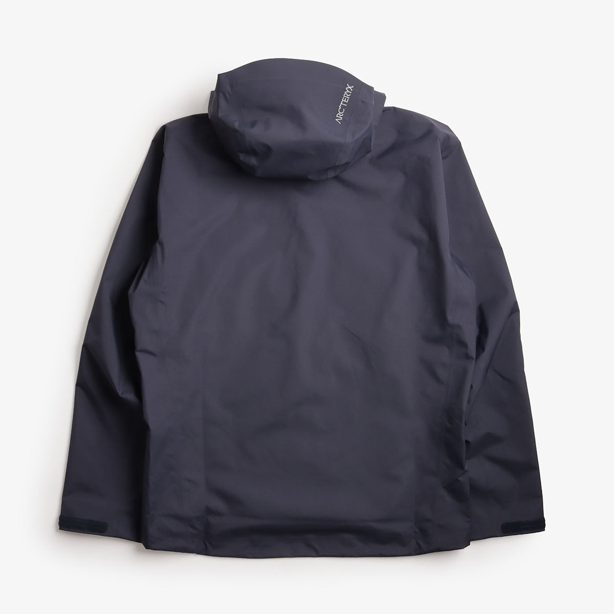 Arc'teryx Beta Jacket, Black Sapphire, Detail Shot 4