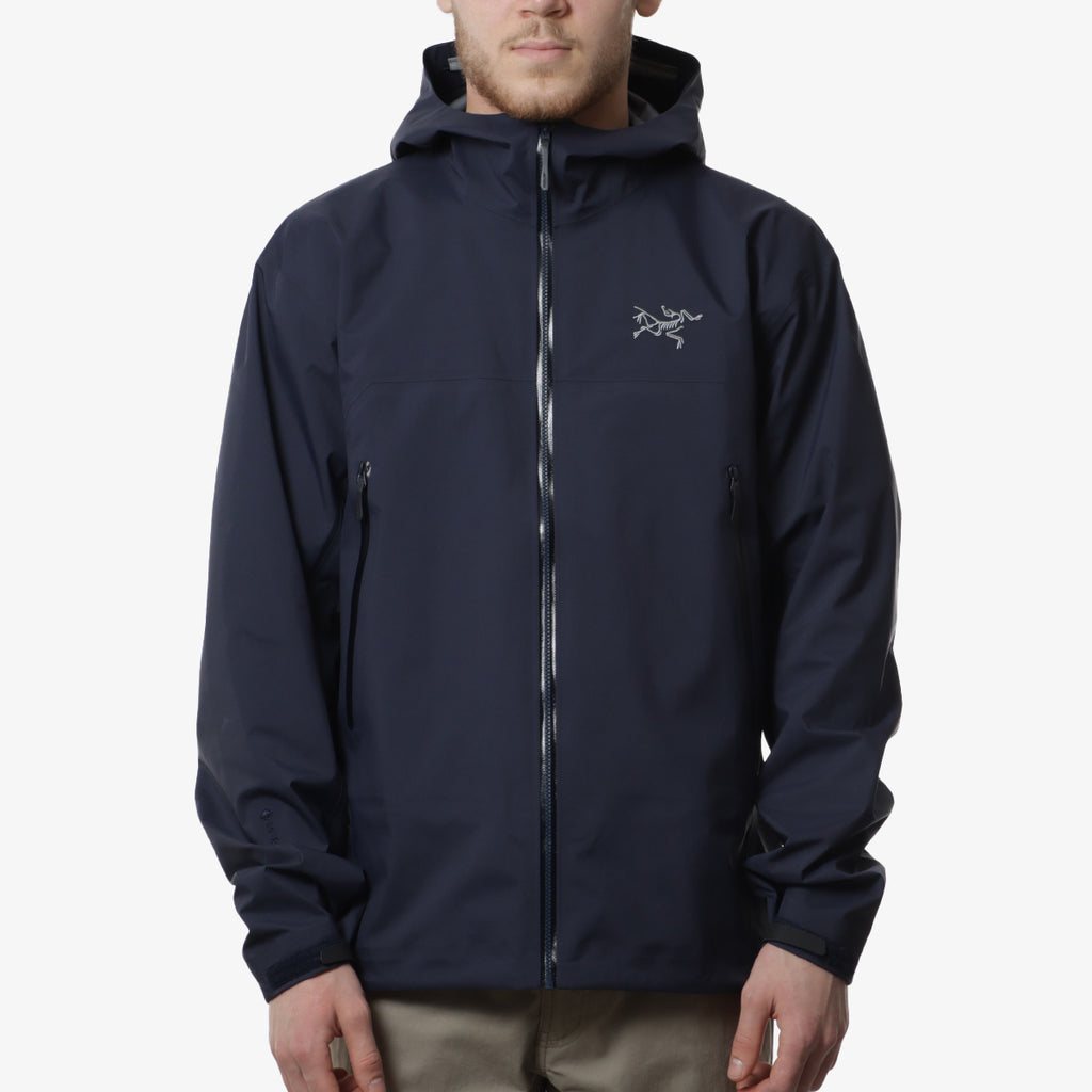 Arc'teryx Beta Jacket, Black Sapphire, Detail Shot 5