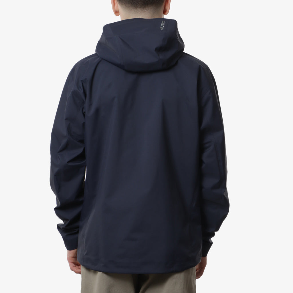 Arc'teryx Beta Jacket, Black Sapphire, Detail Shot 9
