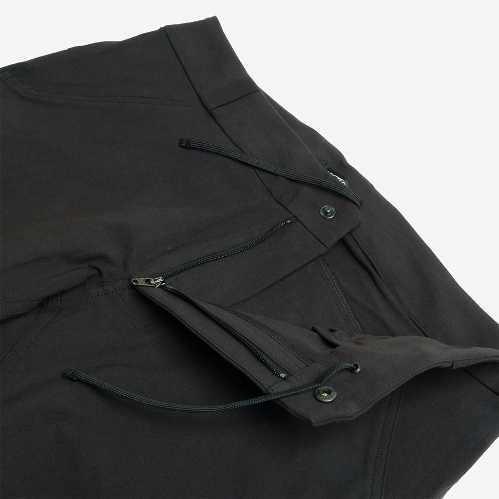 Waistband with button, zip fly and pocket, Cronin AR pant