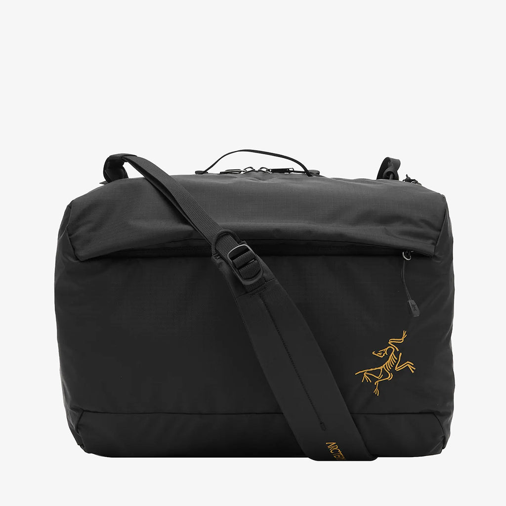 Arc'teryx Index 40 Boulder Bag, 24K Black, Detail Shot 1