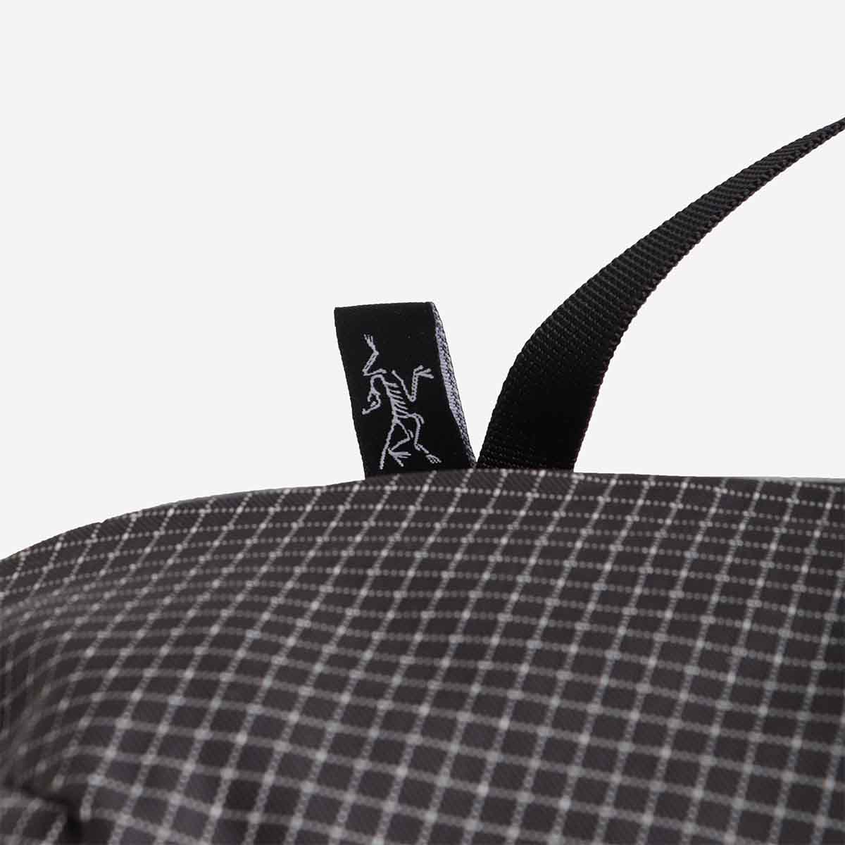 Arc'teryx Konseal 15 Backpack, Black, Detail Shot 5