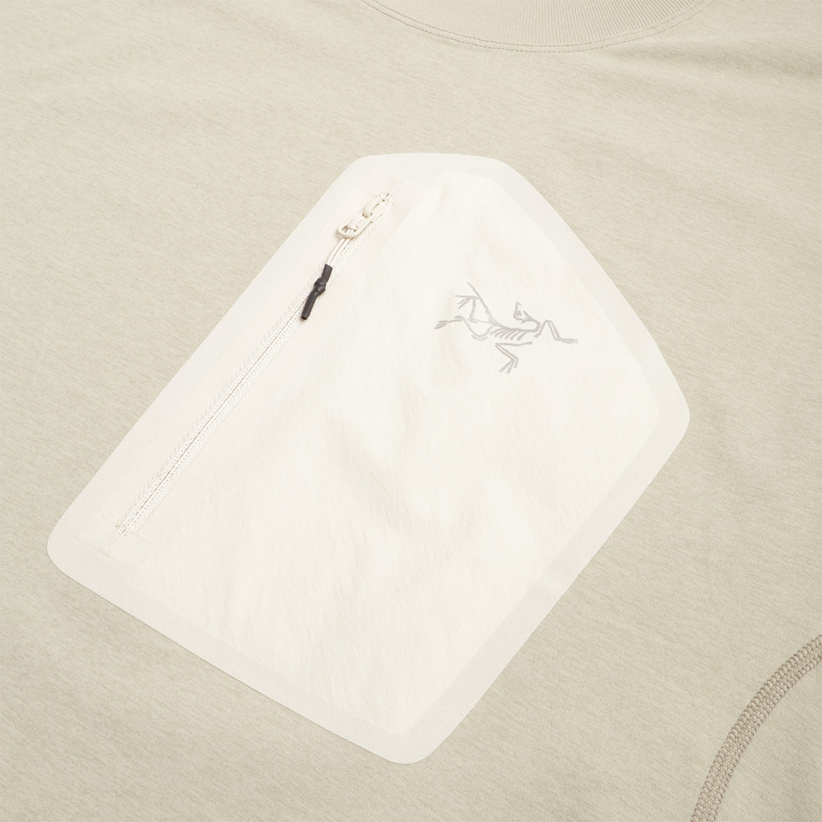 Arc'teryx Konseal Pocket T-Shirt - Habitat/Sea Salt – Urban Industry