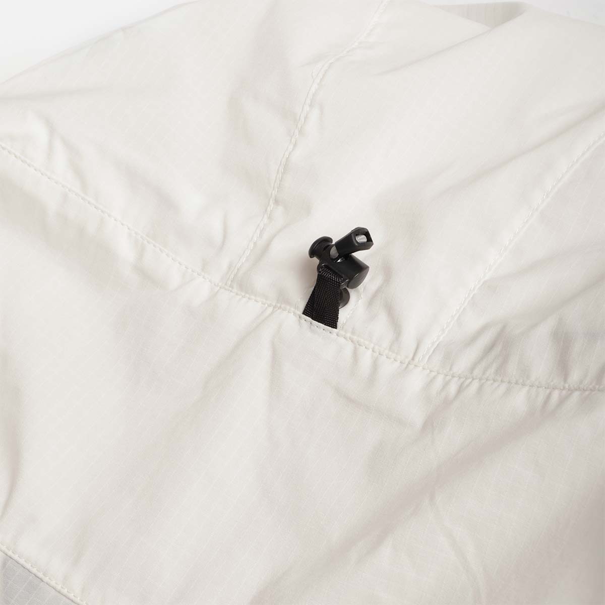 main Arc'teryx Squamish Hoodie, Arctic Silk, Detail Shot 5