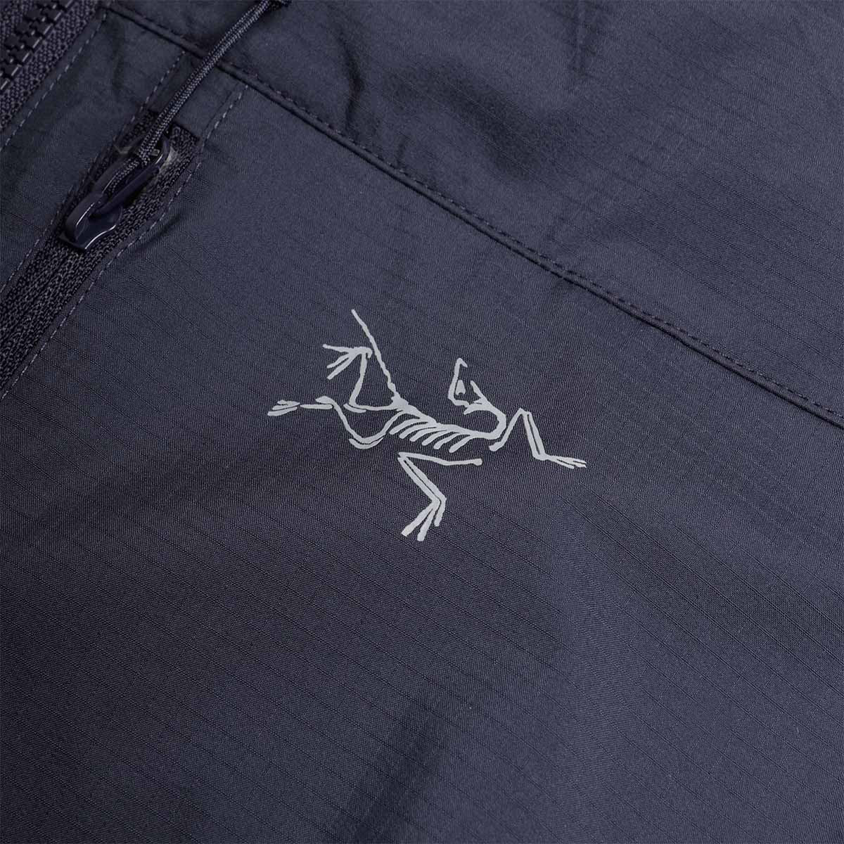 Arc'teryx Squamish Hoodie, Black Sapphire, Detail Shot 3