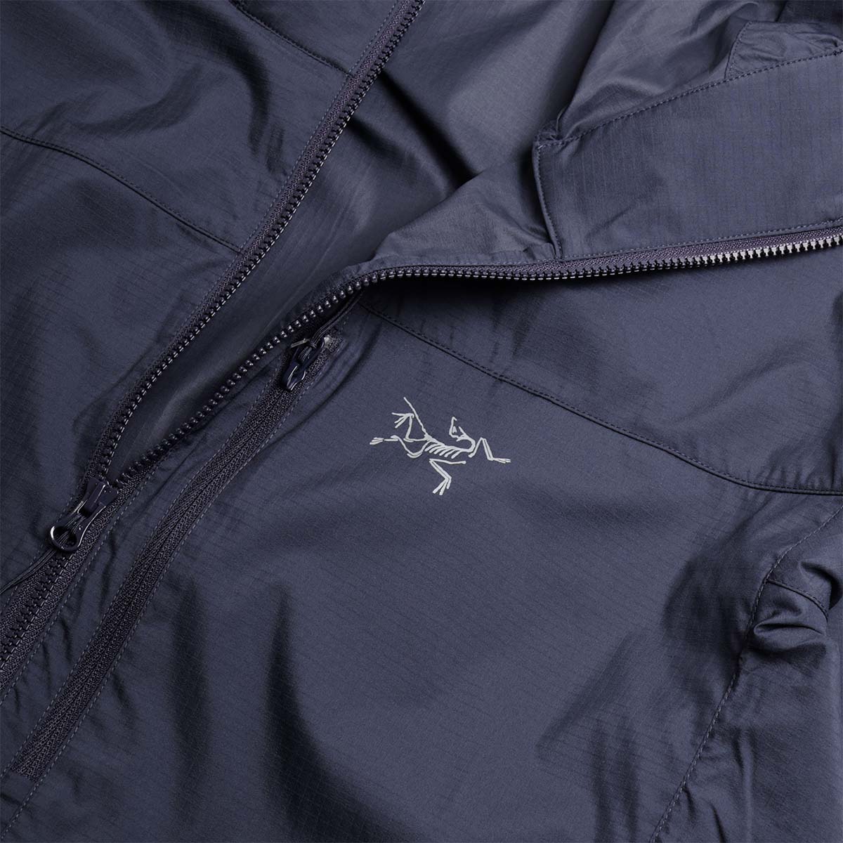 Arc'teryx Squamish Hoodie, Black Sapphire, Detail Shot 4