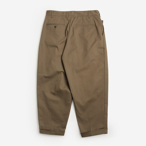 Beams Plus 2 Pleats Tapered Twill Pants in Olive, back view