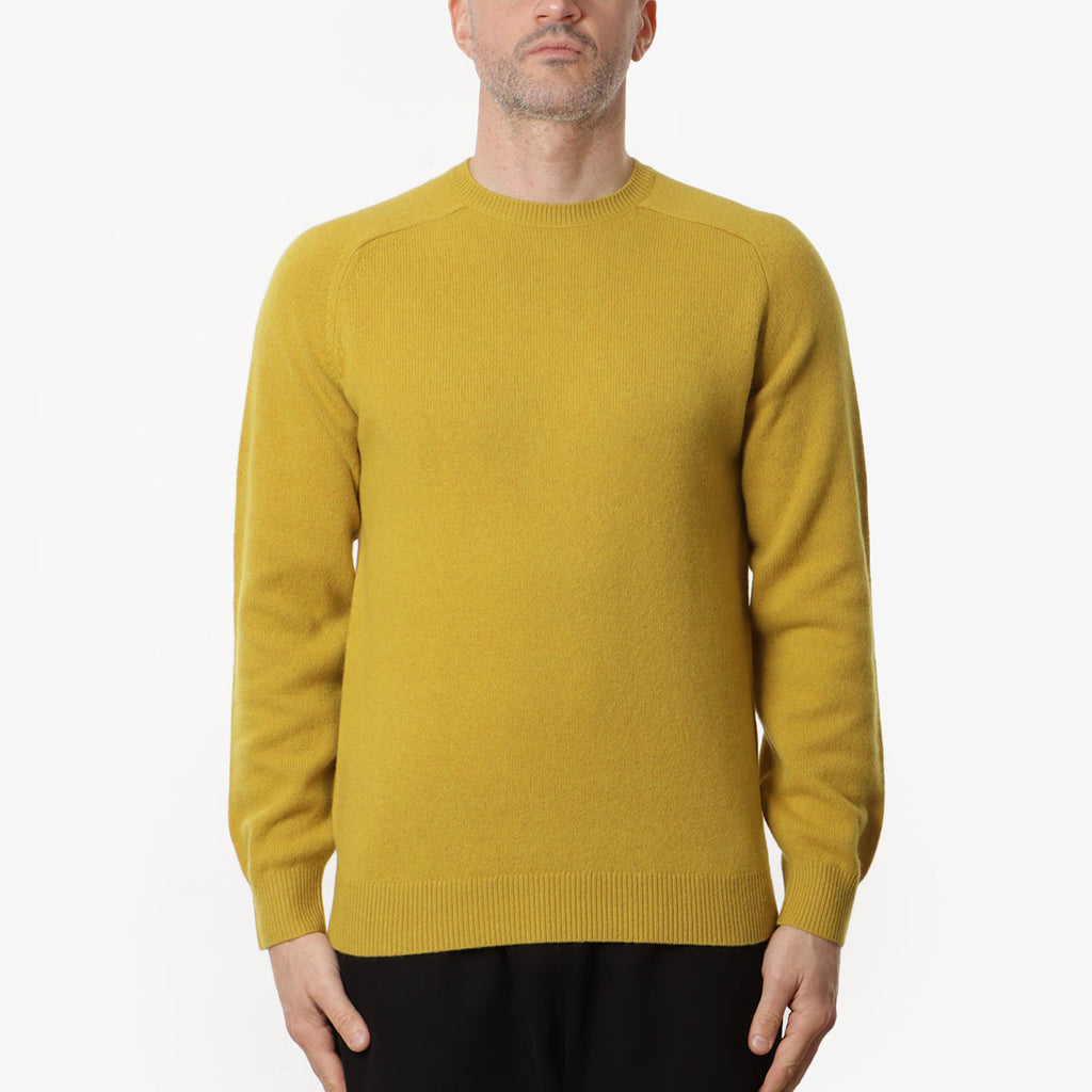 Beams Plus 9G Crew Knit, Mustard, Detail Shot 1