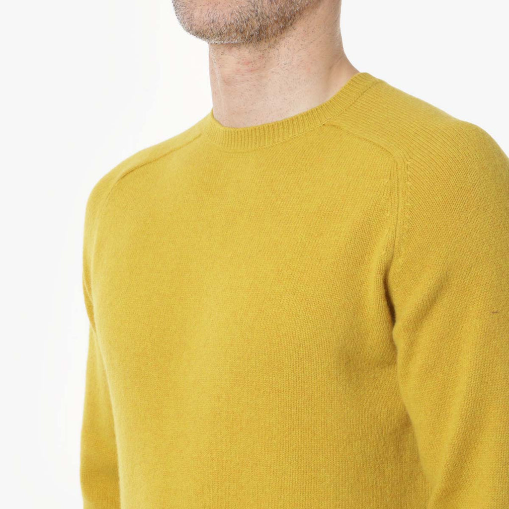 Beams Plus 9G Crew Knit, Mustard, Detail Shot 2