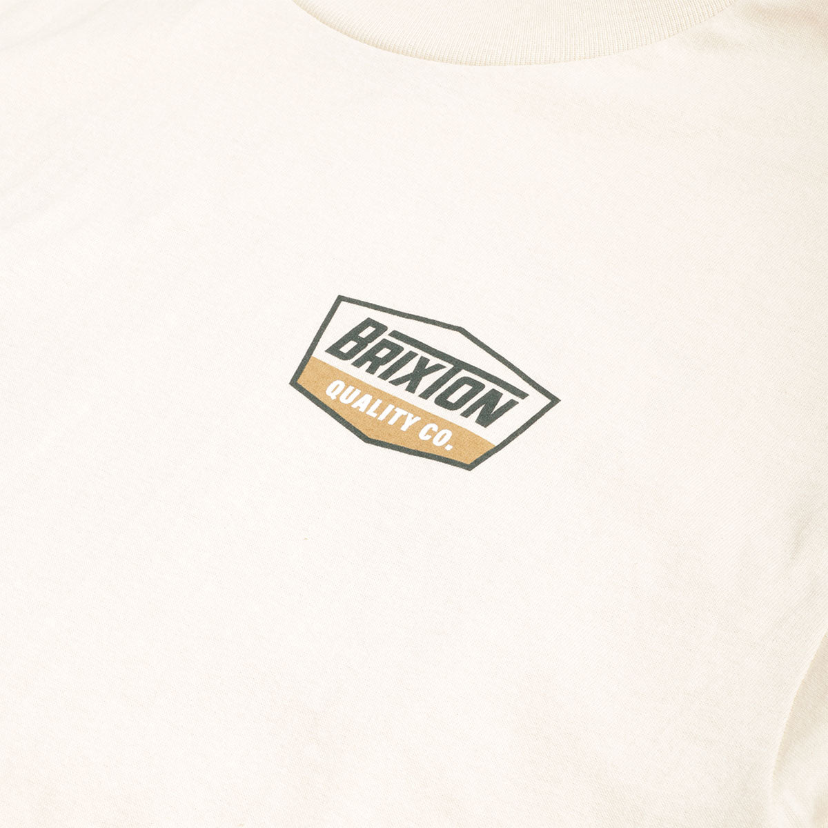 Brixton Regal T-Shirt, Cream Dark Green Metal Bronze, Detail Shot 3
