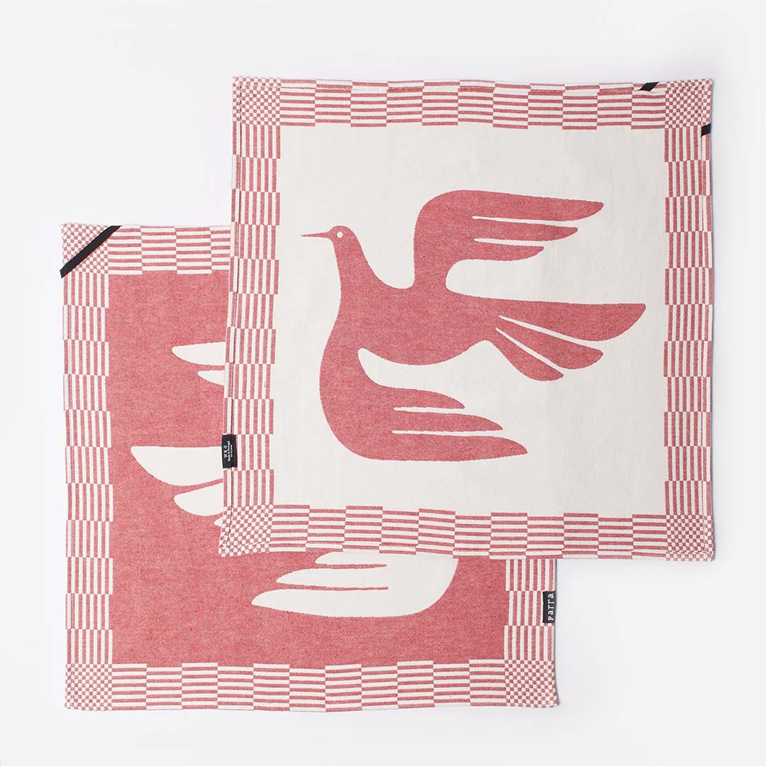 By Parra Infinite Kitchen Bird Towel Set, Red, Detail Shot 1