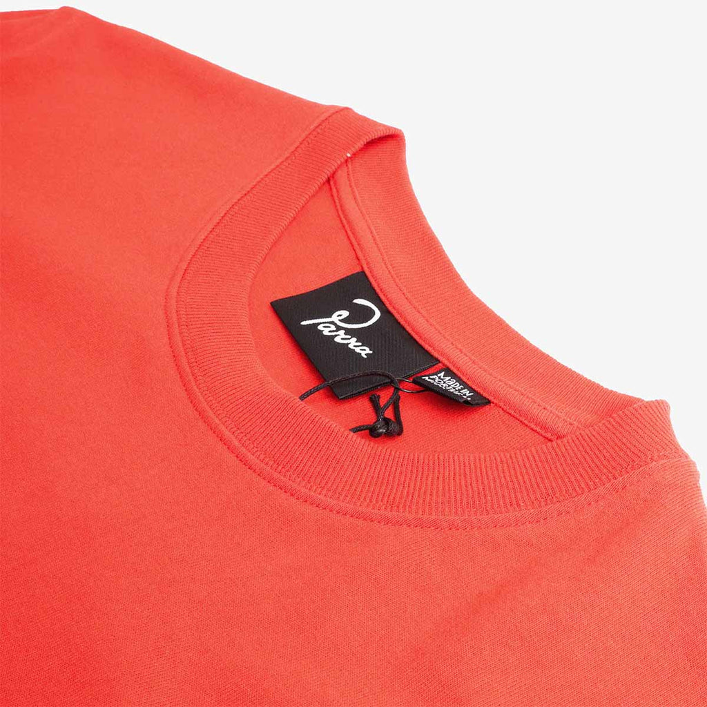 Woven Parra neck label, red cotton t-shirt