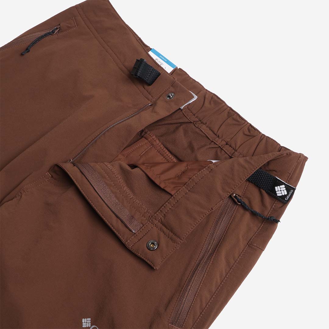 main Columbia Essential Hike AY Pant, Tobacco, Detail Shot 4