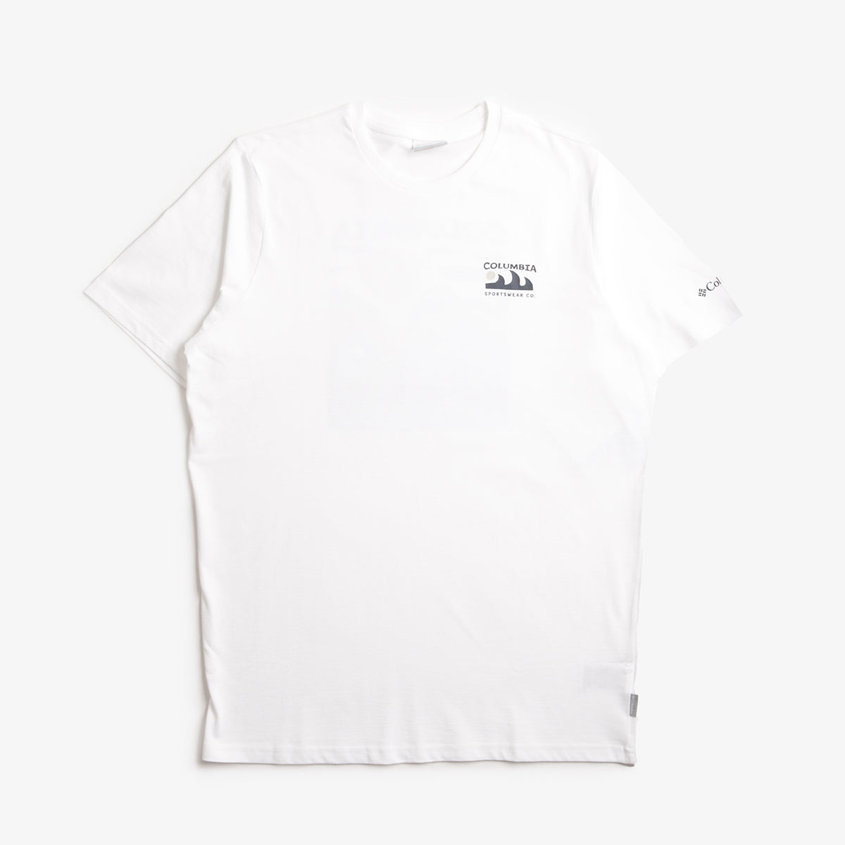 main Columbia Explorers Canyon Back Graphic T-Shirt, White Peaks and Waves, Detail Shot 2