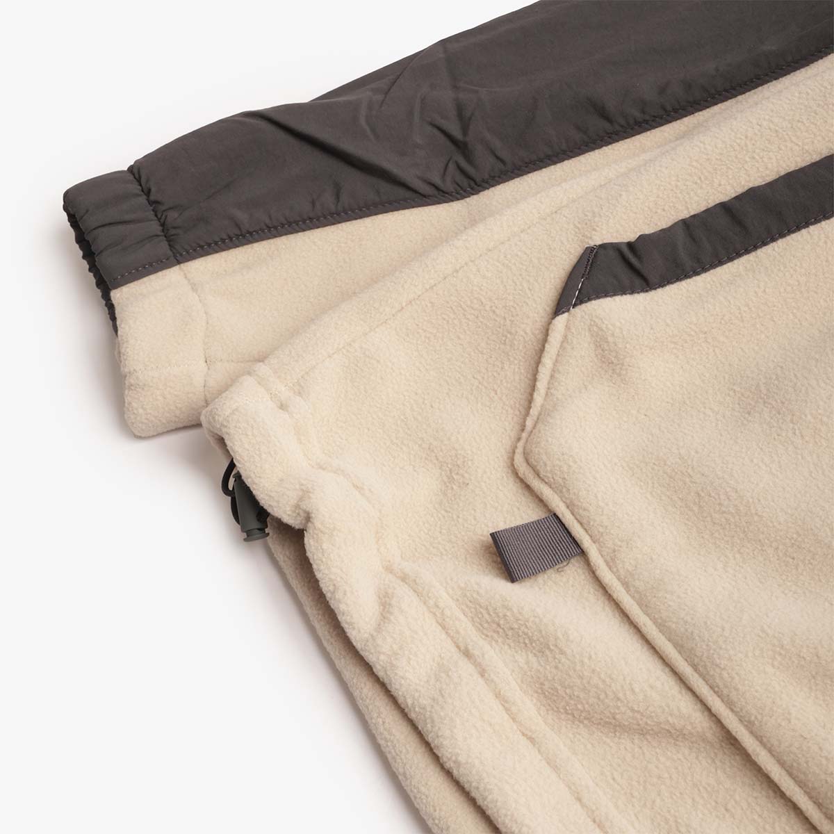 main Columbia PFG Uncharted Full Zip Fleece Jacket, Shark Ancient Fossil, Detail Shot 3