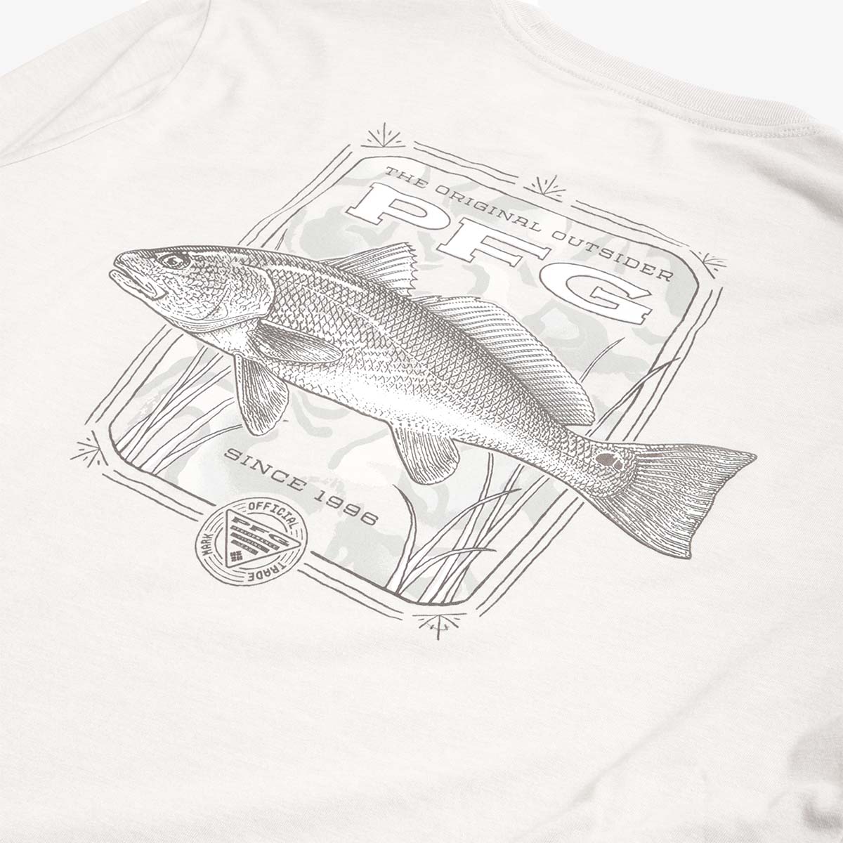 Columbia PFG Uncharted Graphic Long Sleeve T-Shirt, Cool Grey Heather Redfish, Detail Shot 5