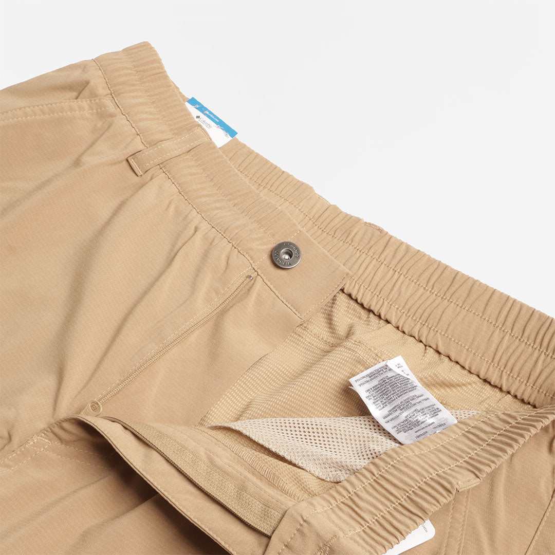 Columbia PFG Uncharted Shorts, Beach, Detail Shot 2